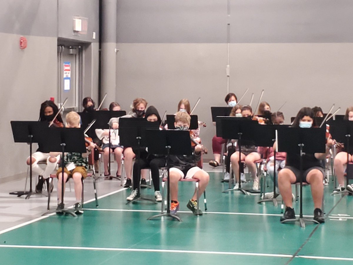 Gateway6Band's tweet photo. Gateway 6th Grade Orchestra in their Spring Concert! Way to go! https://t.co/aTg2NhsG5m