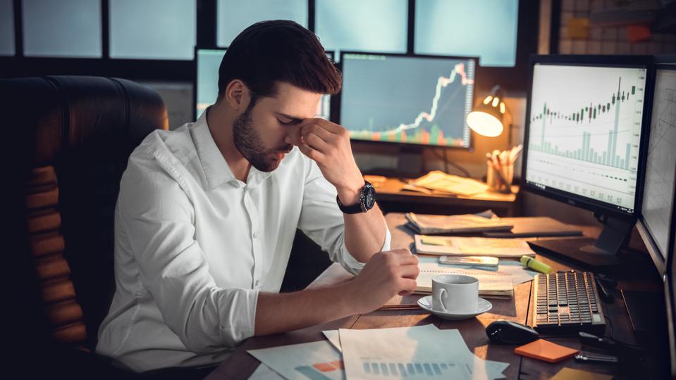 Leading Crypto Exchanges Down As Bitcoin And Ether Plummet forbes.com/sites/robertha…
