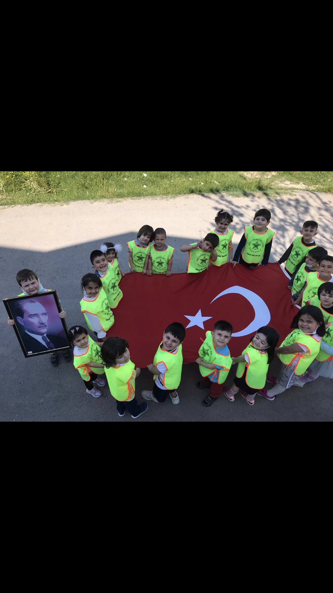 19 Mayıs Atatürk’ü anma gençlik ve spor bayramımız kutlu olsun 🇹🇷🇹🇷<a href="/tcmeb/">Millî Eğitim Bakanlığı</a> <a href="/ziyaselcuk/">Ziya Selçuk</a> <a href="/OOzader/">Özel Anaokulları Derneği Özader</a>