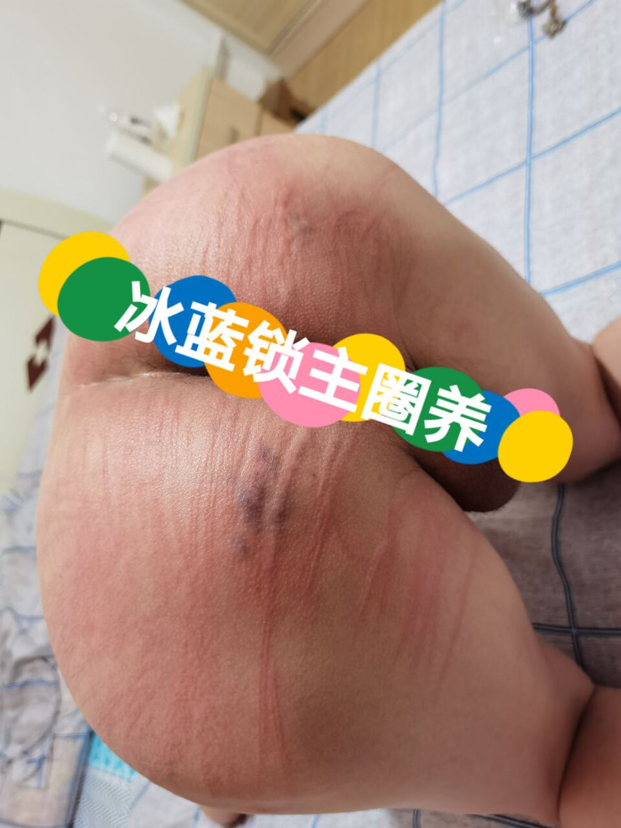 BL_keyholder's tweet photo. 下班回来，发现这条懒狗居然躺笼子里面睡着了。老娘辛辛苦苦工作你倒过来享受了，气的直接扒了衣服狠狠一顿sp，还是不够解气，命令他不许穿衣服不许吃晚饭爬回笼子过夜好好反省，明天再回来看他表现。
#烟台女s #圈养 #femdom https://t.co/MuyBzKDHlh