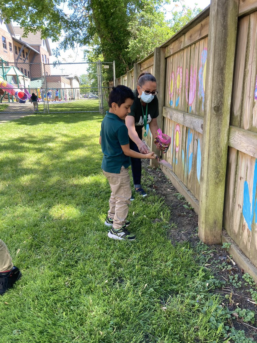 Lee Carey (@careylee324) on Twitter photo Planting day with 1st and 5th grade classes. <a href="/Esbarrett2000/">Mrs Barrett</a> <a href="/LBpublicschools/">Long Branch Public Schools</a> <a href="/AmerigoSchool/">Amerigo A. Anastasia School</a> <a href="/LBSuptRodriguez/">Francisco E. Rodriguez</a> <a href="/dgdeassis/">𝔻𝔾 𝔻𝕖𝔸𝕤𝕤𝕚𝕤</a> <a href="/MsWickes/">Ms. Wickes- JMF School Principal</a> #greenwavegreener #LBtogetherwecan #JuntosPodemosLB Planting day with 1st and 5th grade classes. <a href="/Esbarrett2000/">Mrs Barrett</a> <a href="/LBpublicschools/">Long Branch Public Schools</a> <a href="/AmerigoSchool/">Amerigo A. Anastasia School</a> <a href="/LBSuptRodriguez/">Francisco E. Rodriguez</a> <a href="/dgdeassis/">𝔻𝔾 𝔻𝕖𝔸𝕤𝕤𝕚𝕤</a> <a href="/MsWickes/">Ms. Wickes- JMF School Principal</a> #greenwavegreener #LBtogetherwecan #JuntosPodemosLB