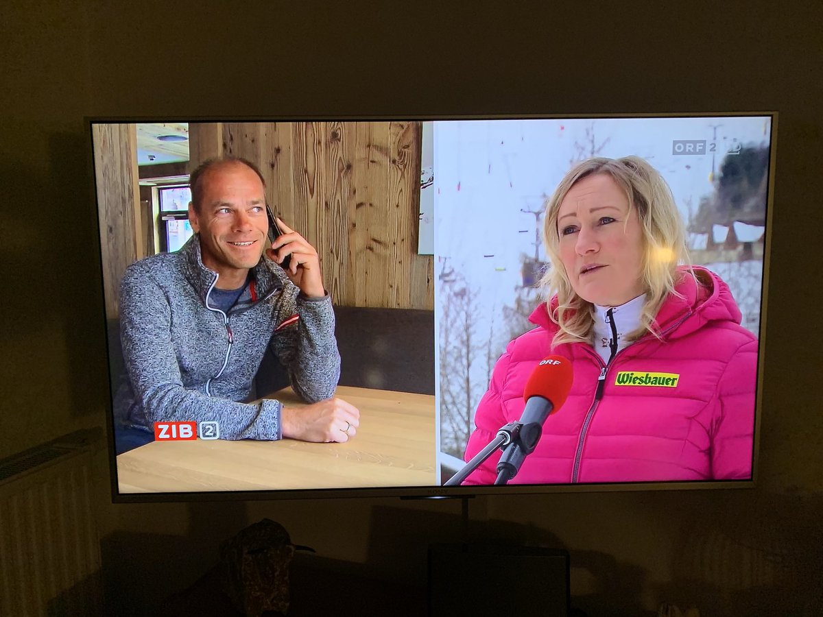SchuhChristoph's tweet photo. Soeben Bericht @ #zib2 über #Präsidentschaft beim #OESV. Beide KandidatInnen wurden es nicht. Weder #Götschl/ #Walchhofer. Finde ich schade/ #SportlerIn als #Präsidentin wäre spannend da selten im #Sport @ #Österreich. ABER: stimmt das Bild? mE ist am SkiBild nicht Walchhofer... https://t.co/Y49DLCJGuV