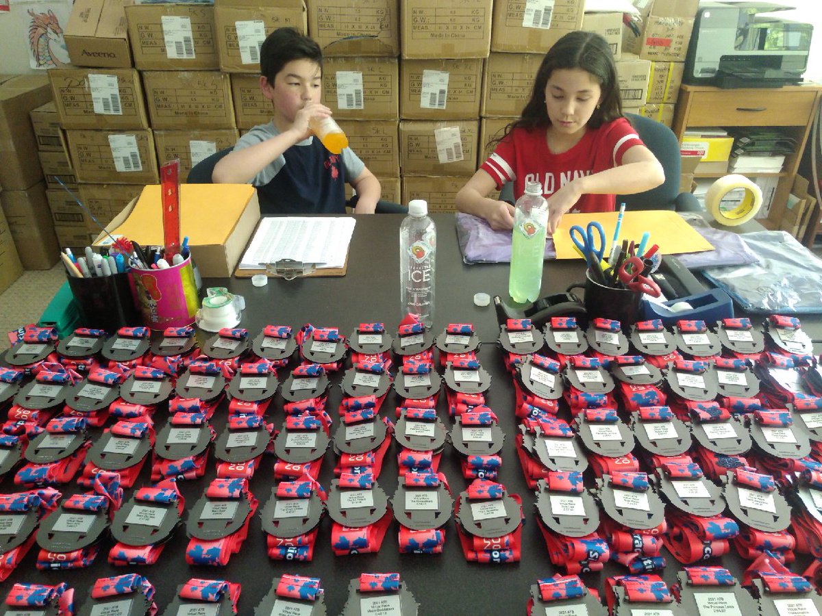 events_anna's tweet photo. This small but mighty @bayracerun kit packing team work really hard after school but seem to take a lot of #sparklingice breaks! #flavourforall https://t.co/JSvdPbb5aQ