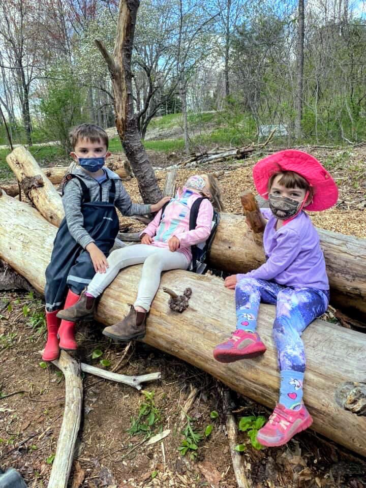 CampKetcha's tweet photo. Even our expert hikers need to take a break now and then. Good thing there are all these logs lying around. 🤣 #ketchaoutdoors https://t.co/ke7af6ezTp