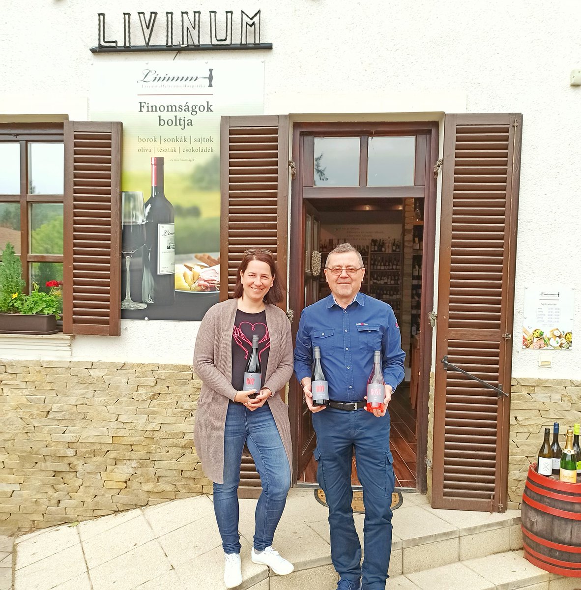 reisnerklara's tweet photo. Reisner borok már a nagykovácsi Livinum Borpatikában is :)
#reisnerpince #budajenő #livinum #borpatika #nagykovácsi #wine #winery https://t.co/dVF3ZYCxKQ