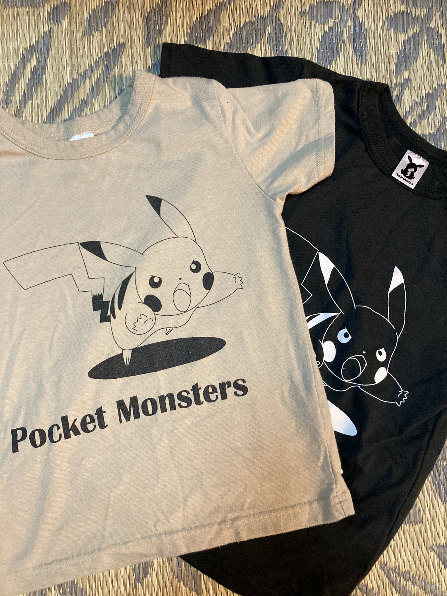 ねむり 西松屋さんでポケモンt揃えちゃった だって気に入った服しか着てくれないんだもの 安いんだもの それとピカチュウ以外の柄が出るなら始めから言って欲しかった 春先にイロチで買ってしまっていたよ あと1種類でコンプリートしちゃうけど買わない