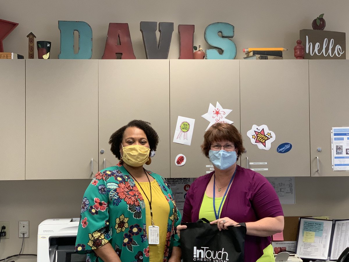 weemsamy's tweet photo. #davislearns Amy Conner is one of the Plano ISD Top 100!!! Thank you, Amy, for all you do! #pisdproud https://t.co/FtXRNS7quQ