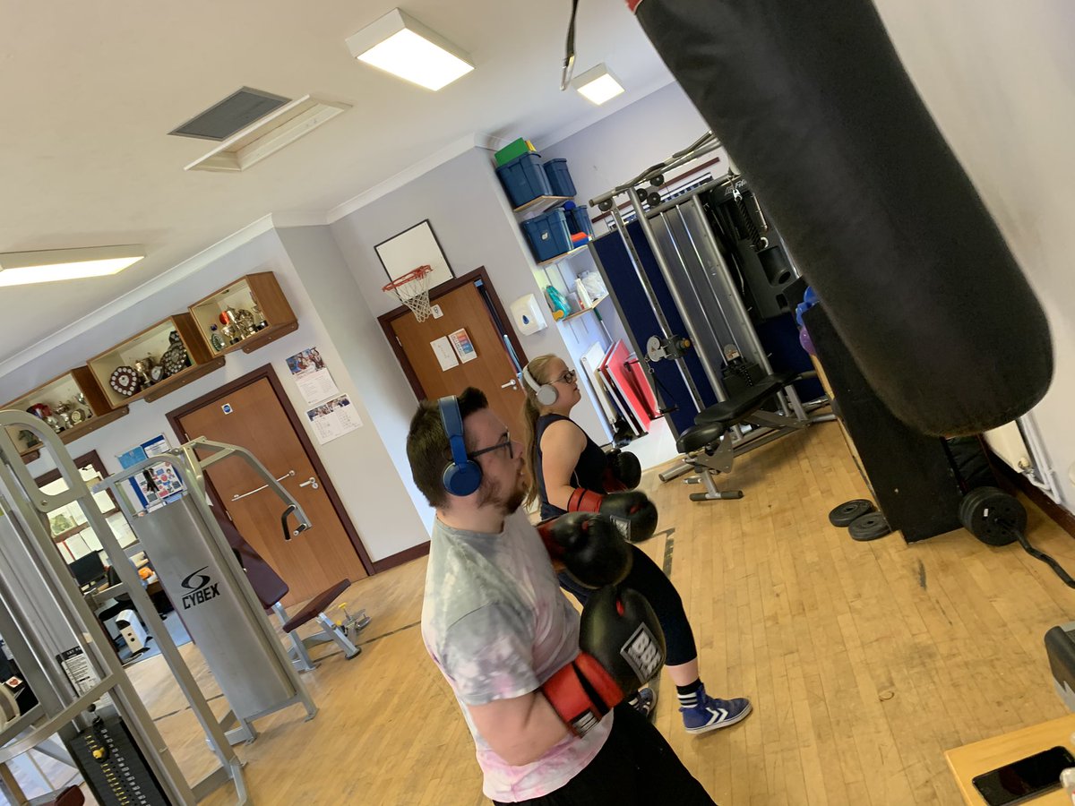 SteveE_Derwen's tweet image. The Bungalow bubble moving through the gears in today’s Gym session @DerwenCollege 

Good work guys 👌👍 

#SportAndLeisure #WellbeingProgramme