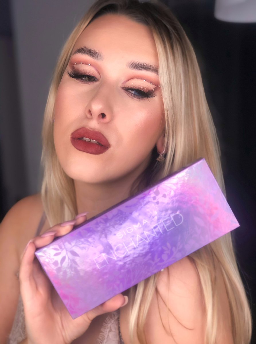 marija44's tweet photo. @SigmaBeauty echanted pallet
Diffrent is good https://t.co/6ET1qRuTKO
