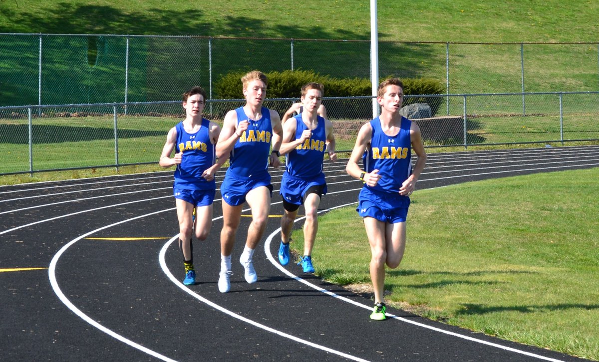 kdcrosscountry's tweet photo. 70 teams in District 3 AAA vying for 20 spots in the 3200m Run. 

Kennard-Dale runners take THREE of those spots.

Congrats Dan, Dylan, and Garrett! Go get it on Friday! https://t.co/s3B7hm517r