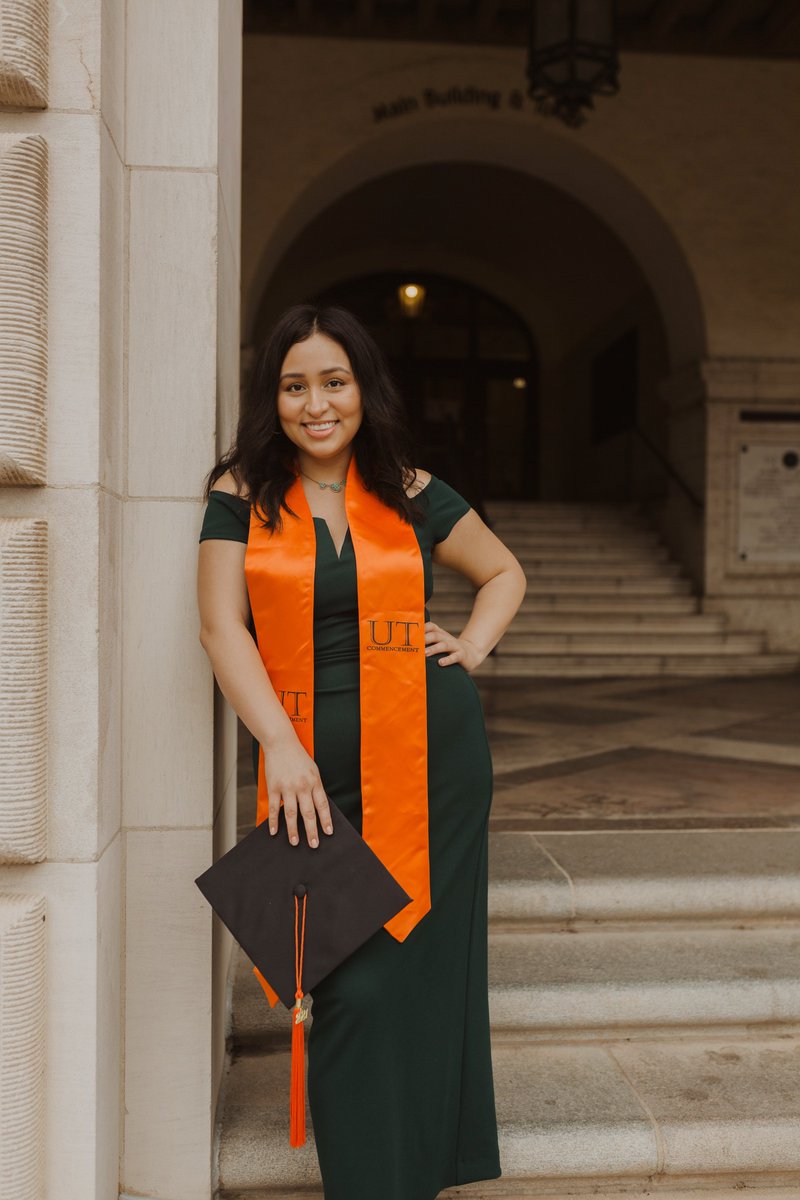 andreatypes's tweet photo. can’t believe it but i’m graduating with a B.S. in mechanical engineering!! 😭🧡 

i got:
✅ 3 internships
✅ 3 failed classes
❎ 4.0 GPA
✅ QTies president
✅ SNaP+ queen 👑 (s/o to my fam in shpe, nsbe, pi &amp; qties)
✅ my soulmate 💘

5 yrs later, goodbye UT &amp; hello LIFE!! 🎉🎉 https://t.co/FADIsiesbx