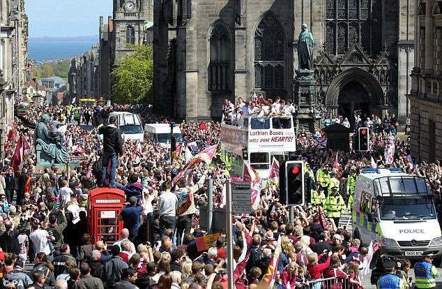 RudiSkacel51's tweet image. Happy 5-1  day JAMBOS  🇱🇻🏆🇱🇻 #Champions #hmfc #jamtarts #scottishcup #2012🏆