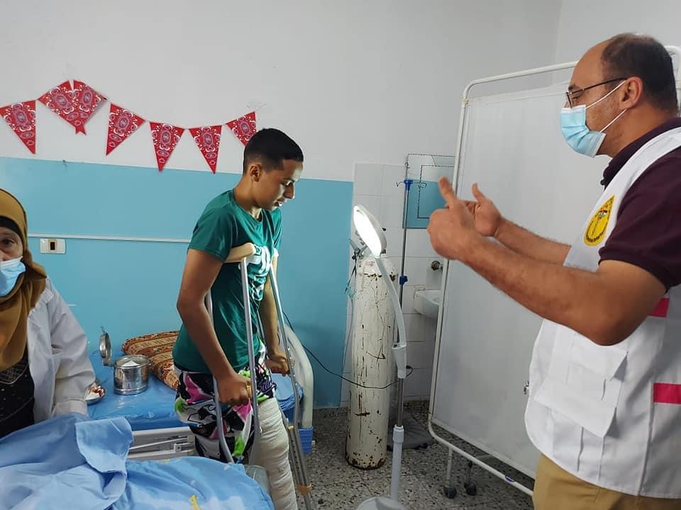 HopingPalestine's tweet photo. We have now raised £27,500 for PMRS emergency appeal in Gaza and the occupied West Bank. Thank you to everyone who has donated 🙏🏼. Every contribution makes a difference. Here are their teams delivering wound dressing to the injured in Jabalia today. #HopingforPalestine https://t.co/Lonxaohvf2
