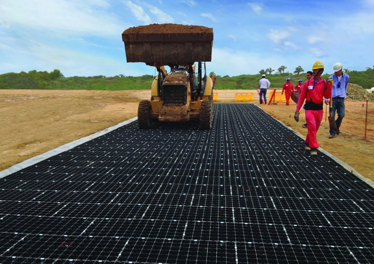 prestogeo's tweet photo. Are you using the right construction mat for the job?
Read our blog post to find out >> https://t.co/ag0N0tucXx
#GroundProtectionMats #SiteAccess #ConstructionMats https://t.co/0aV6UEV7yH