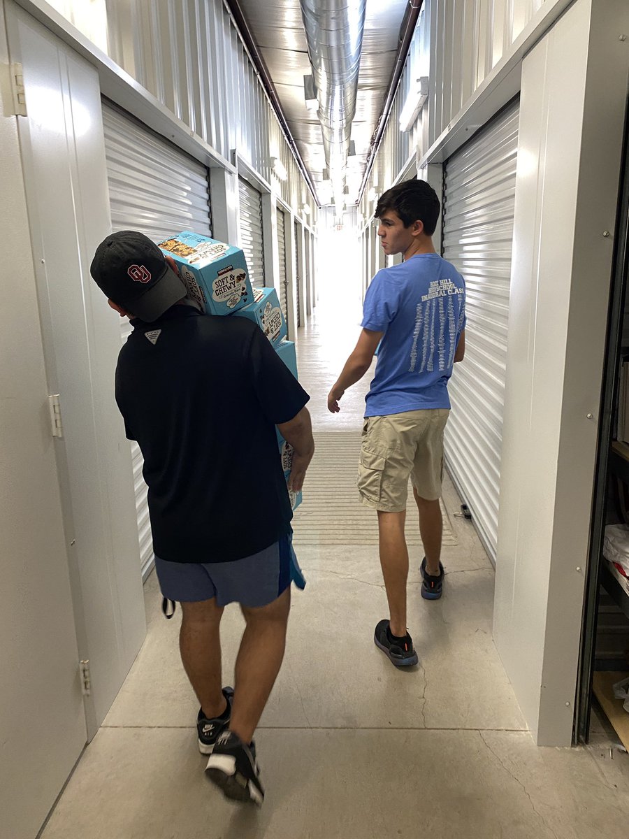 RockHillMedia's tweet photo. Senior day of SERVICE – giving back to the community that has done so much for us. Putting the S in #icseeu with Lovepacs Prosper. https://t.co/86tT4Vd4Xn