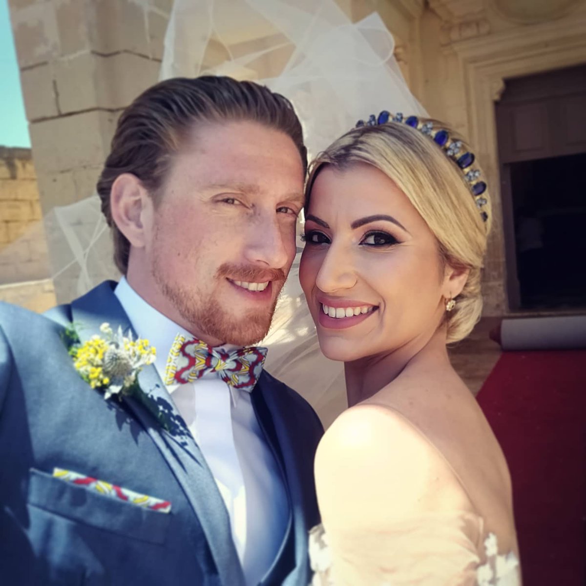Happy 2nd anniversary to my beautiful wife. I wouldn't want to spend my life with anyone else but you ❤️