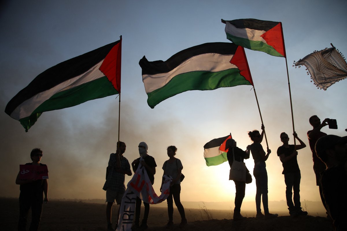 #Israël / #Palestine : 4 demandes clé pour briser le cycle de violences et protéger les populations contre l impunité

1. Embargo immédiat sur les armes
2. Enquete indépendante
3. Soutien enquête CPI
4. Sanctions contre responsables des crimes 

Lettre➡️ bit.ly/3eXSpQi