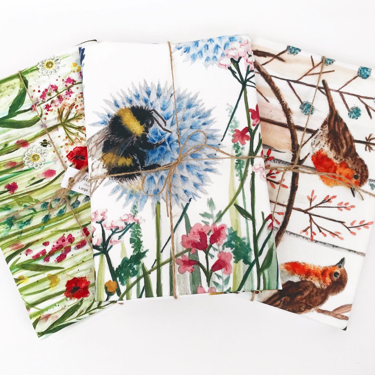 Evening everyone. etsy.com/uk/shop/Yasmin… #HandmadeHour #handmade #creativebiz #Watercolour #ArtistOnTwitter #WildlifeWednesday