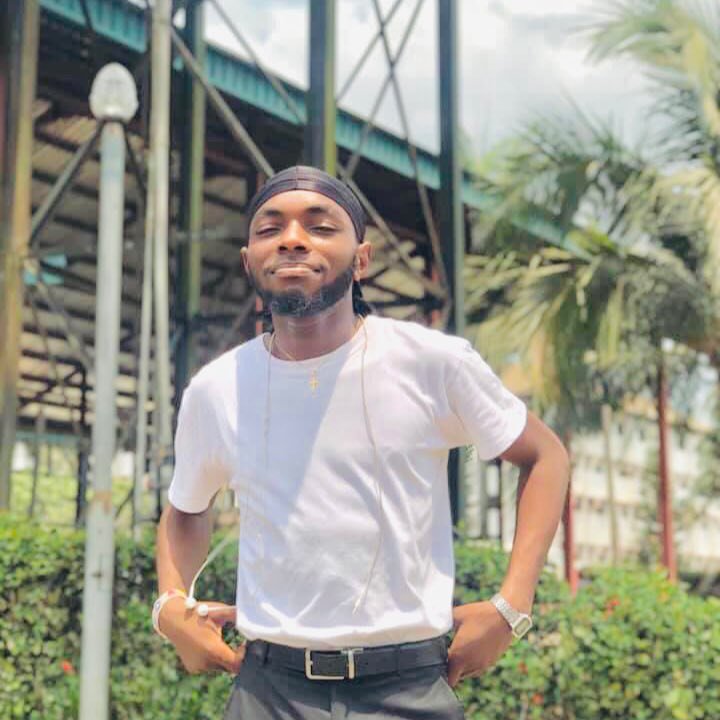 Just_Udofa's tweet photo. Come hangout with me on #BIGOLIVE https://t.co/2uFluzM9wh https://t.co/Ir5A6I4sGl