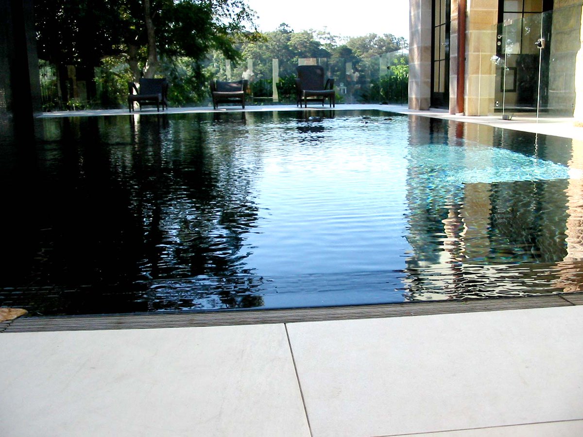 InfinityDrain's tweet photo. A4. Here are a few of our favorite #InfinityDrain outdoor spaces.
For even more inspiration, check out our outdoor photo gallery: https://t.co/u1fSME8IDJ
#KBTribeChat https://t.co/hOupTT6dz9