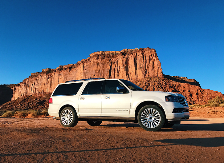 DETOURSwest's tweet photo. DETOURS is offering custom private tours from Phoenix to anyone who wishes to explore our beautiful, vast Southwest desert. For more information, visit our website! https://t.co/Yx98FbvOm8 https://t.co/hHOkpdo2IP