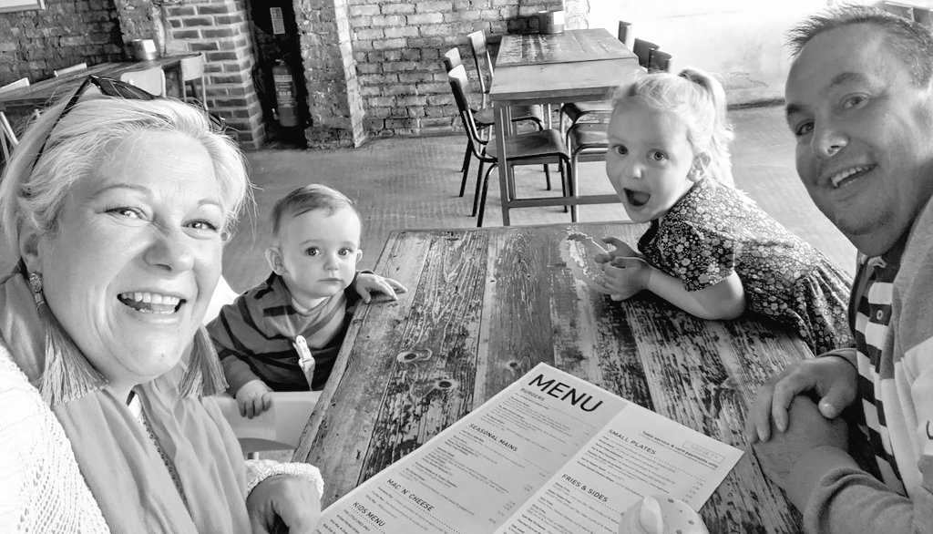 huggzy's tweet photo. Thank you to @CardiffStandard for our first lovely meal out as a family of 4!! Baby was 11mths old yest and today was a first altogether!!
#InsideDining #familyTime #OutOfTheHouse #NoCooking π€π€£
@brendonmac07 https://t.co/2BKDtTXBTe