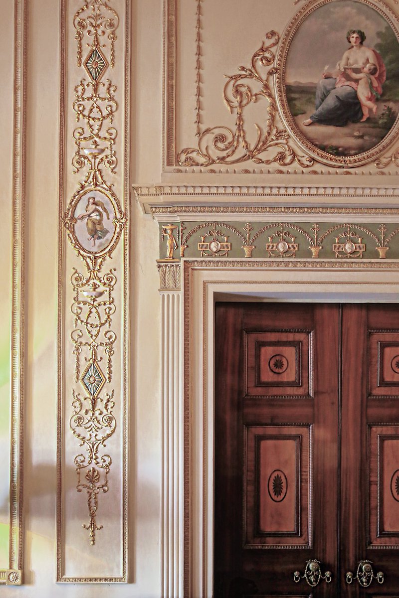 How wonderful it is to hear the convivial chatter of members &amp; guests throughout the House this week! 💫

Now open for members &amp; guests:  Drawing Rooms, The Restaurant, The Bison Bar, Gym &amp; Health Spa, The Garden &amp; remaining bedrooms.