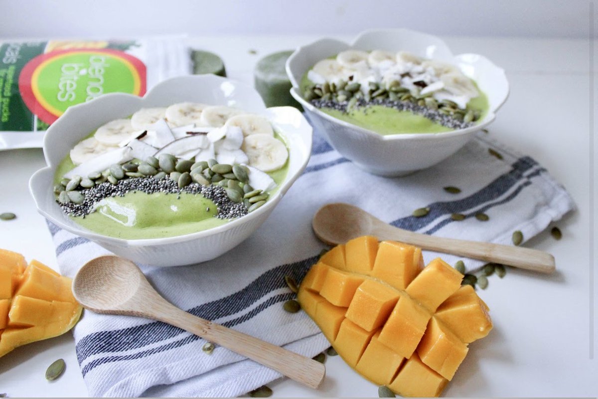 blenderbites's tweet photo. Mid-week blues got you down? How about a stunning smoothie bowl to lift your spirits? #getpucked https://t.co/Rc7BN8Grrl