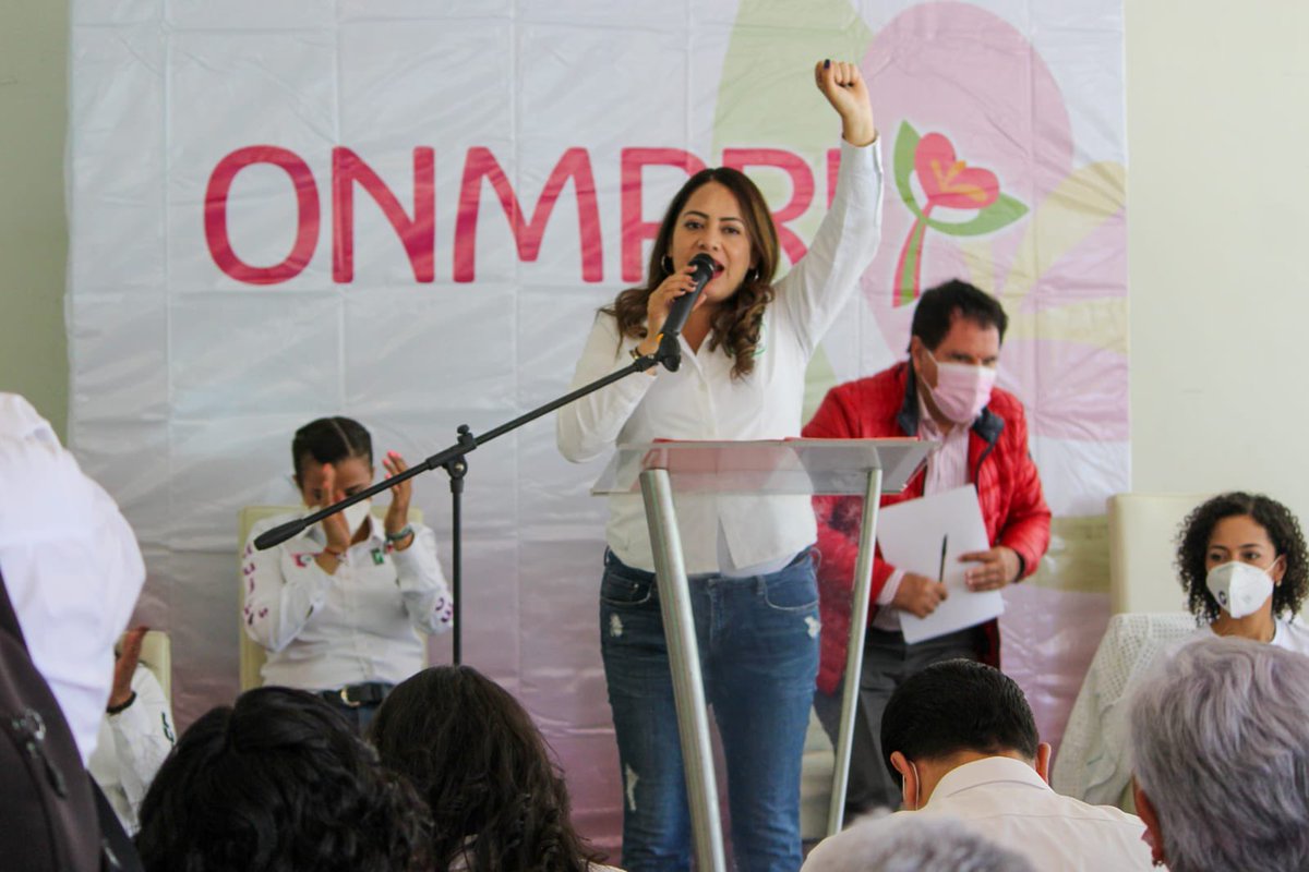 JuntasXDurango's tweet image. En encuentro con dirigencias nacional, estatal y municipales, reafirmamos que las mujeres son la fuerza del partido y unidas garantizaremos el triunfo de nuestros candidatos. 

#SomosLaFuerzaDeNuestroPartido
#JuntasPorDurango #JuntasPorMèxico