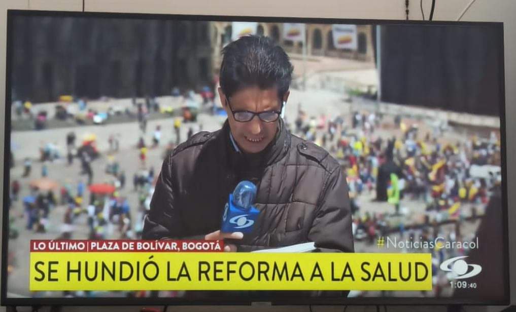 La reforma no se hundió, la tumbó el pueblo digno de este país.