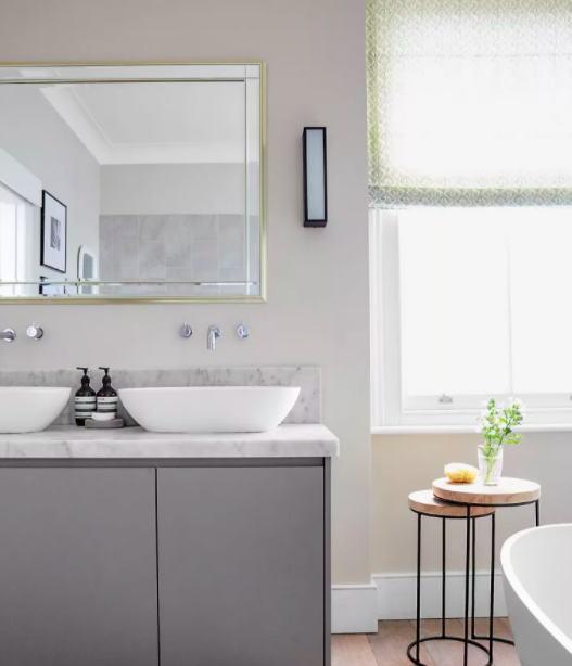 RivrGlassDesign's tweet photo. A bathroom vanity mirror is essential! We love this one from @Livingetc. Visit our custom mirrors page to see how we can make your mirror dreams come true! ✨  https://t.co/hdYrEeWMy3 https://t.co/T1UXShBsSc