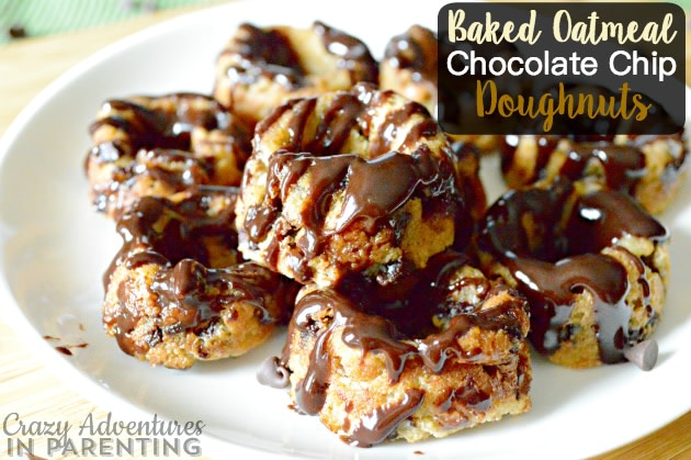 crazyadventures's tweet photo. Baked Oatmeal Chocolate Chip Mini Doughnuts Recipe #breakfast #recipes #oatmeal #chocolate #chocolatechip #doughnuts #donuts #minidoughnuts #breakfastrecipe https://t.co/THeRx4Jt48 https://t.co/zeZq48vww7