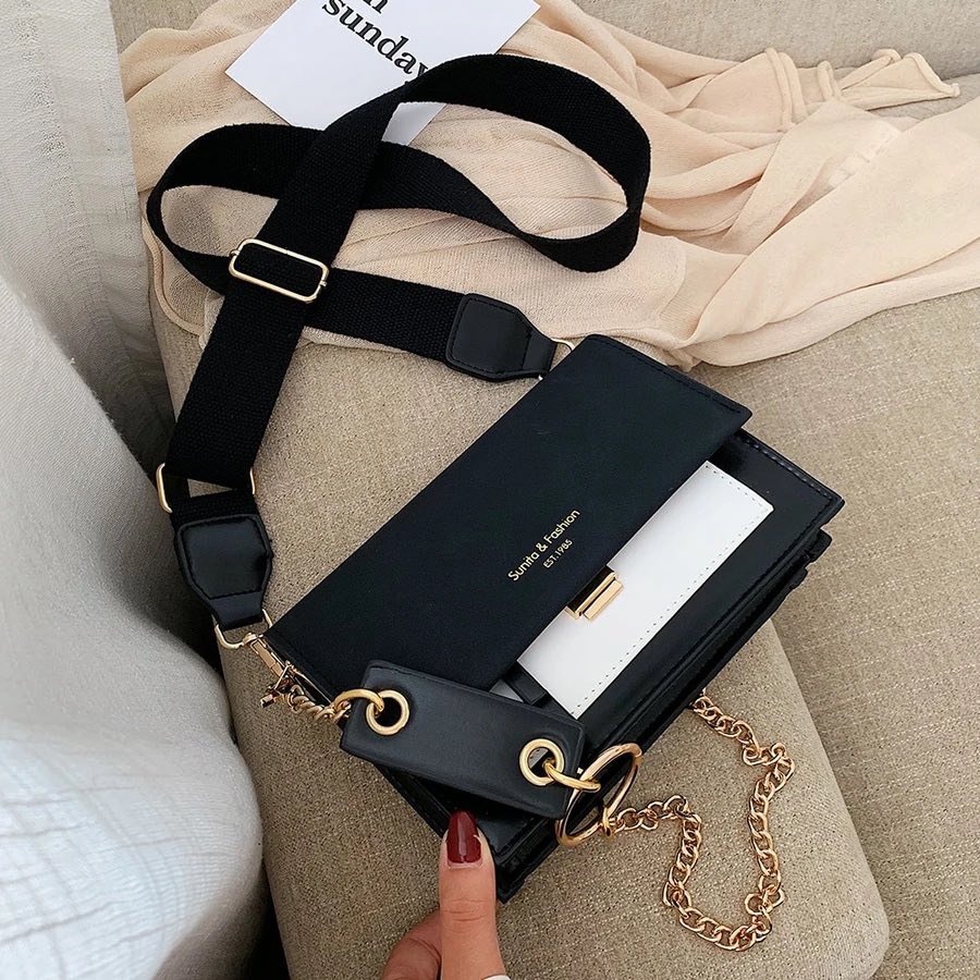 OutFitFrance's tweet photo. 🖤💚💙💛 https://t.co/ZK1q6aMHy0