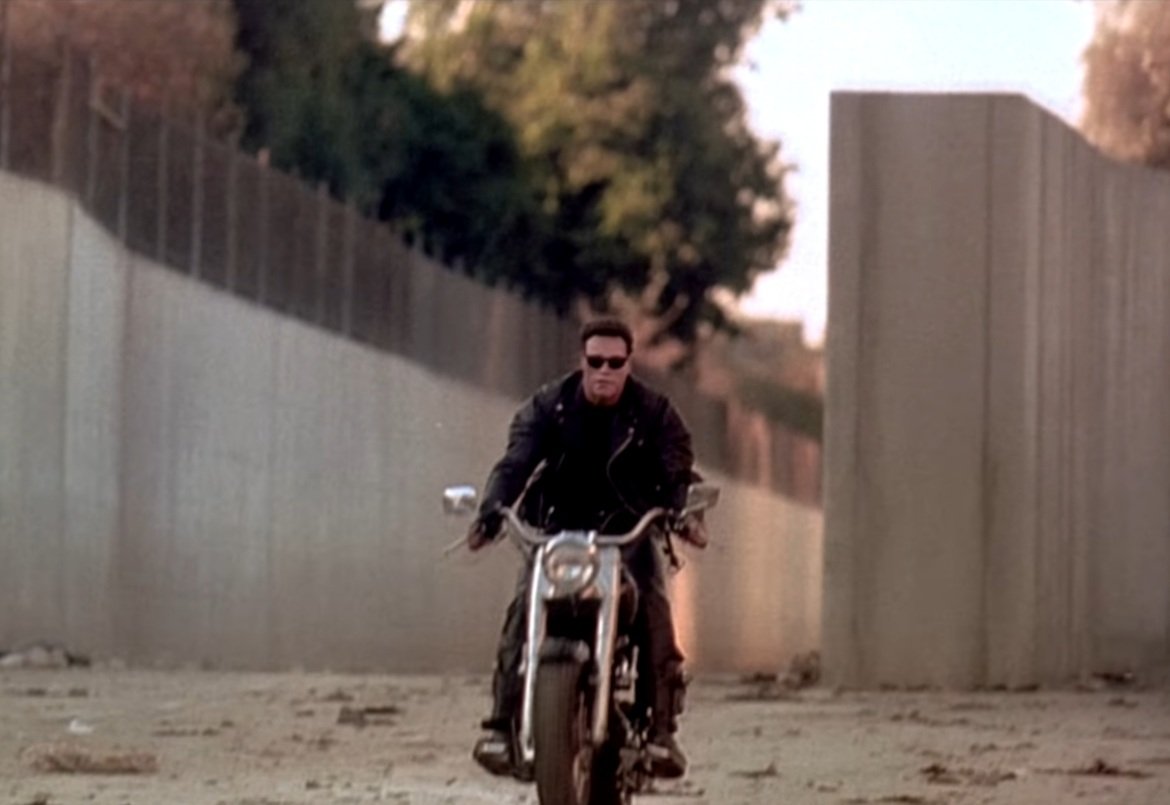 pjpkowski's tweet image. I decided to rewatch Terminator 2, had to rewind and look at the stuntman once more... I don't know, man... @elonmusk