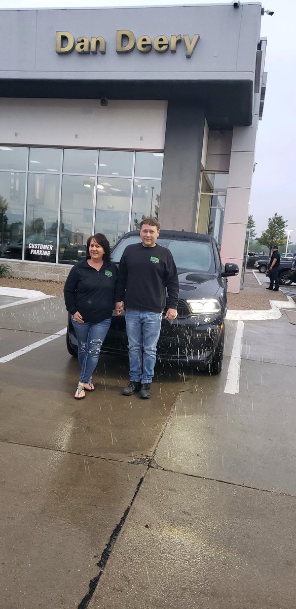 DanDeeryCDJR's tweet photo. 2 vehicles out recently a custom order Ram and a SRT 392 Durango. We appreciate the business and hope you enjoy the vehicles. Try not to intimidate the rest of the road too much. #DeeryDeal #Ram #Dodge #Durango #Hemi https://t.co/rCb7s8k4nL