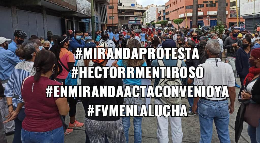 mariabolivar30's tweet photo. #FVMenlaLucha  en Miranda el castigo por protestar es suspensión  ilegal de salarios, suspensión de bolsas de alimentos #HectorRMentiroso  engañas y maltratas a los trabajadores  #EnMirandaActaConvenioYa #MirandaProtesta https://t.co/anAqvKqDWc