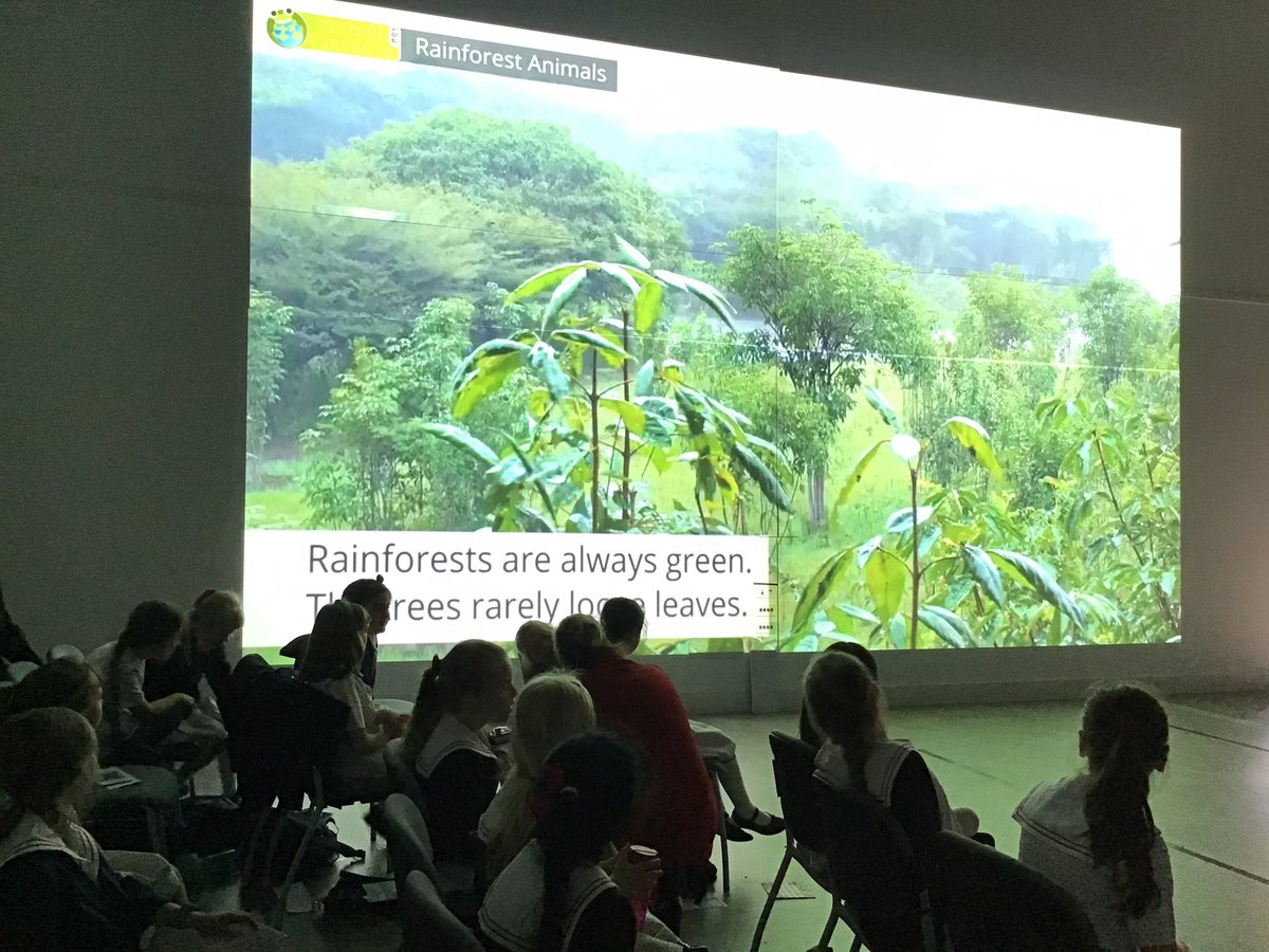 Year 2 had “THE BEST AFTERNOON EVER” flying with Talbot Heath Airlines in The Hub. They flew over London before flying off round the world. They even had popcorn for their in flight snack! Thank you to Captain Mrs Maule and her co-pilot Mr Stiggants <a href="/TalbotHeathSch/">Talbot Heath School</a> #THSchy2