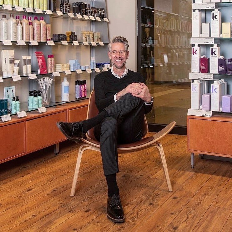 HeadlinesStyle's tweet image. Wishing a very happy (belated) birthday to our boss-man Michael! We’ve been blessed to have @michaelmatheson’s talent, persistence and passion as our guiding force this past crazy year— he truly never fails to make everyday a great day at Headlines! Look… instagr.am/p/CPETglNgzh5/