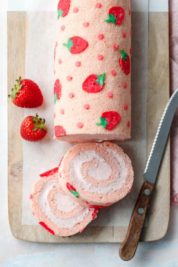 Strawberry cake roll by loveandoliveoil