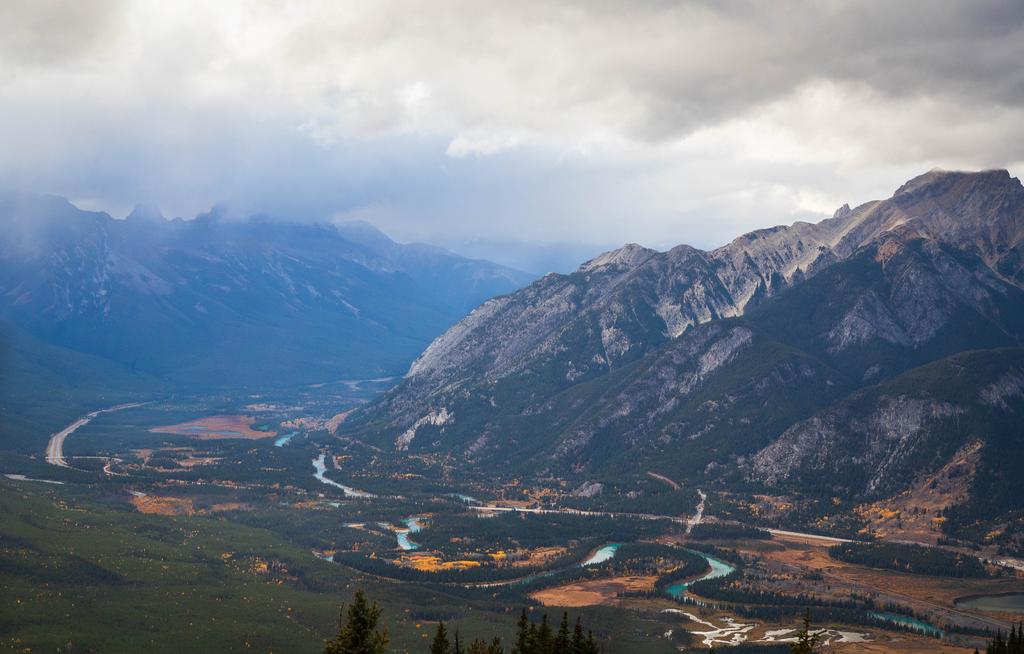 GeoCacheToronto's tweet image. Happy 110 years ParksCanada the outdoors find the lost person in me and heals me.