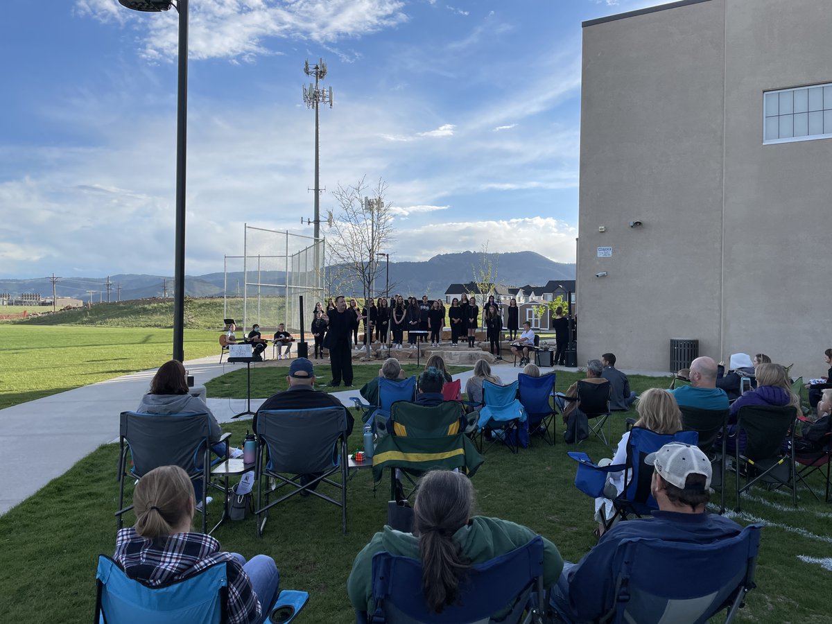 Three Creeks K-8 tweet media