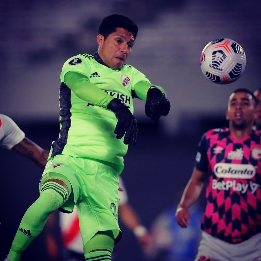 YO VI ATAJAR A ENZO PÉREZ