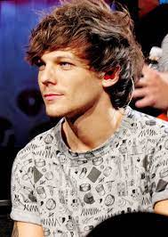 town_midnight's tweet photo. FORGET TWITTER RIGHT NOW GO VOTE ON THE WEBSITE AND WE WIN THIS BUT WE NEED EVERYONE SO PLEASE GO WE HAVE TWO HOURS
LOUIES SUPREMACY
LOUIES FINISHING STRONG
PROUD OF LOUIS TOMLINSON
I vote #Louies for #BestFanArmy at the #iHeartAwards https://t.co/5QnHTyrLTV