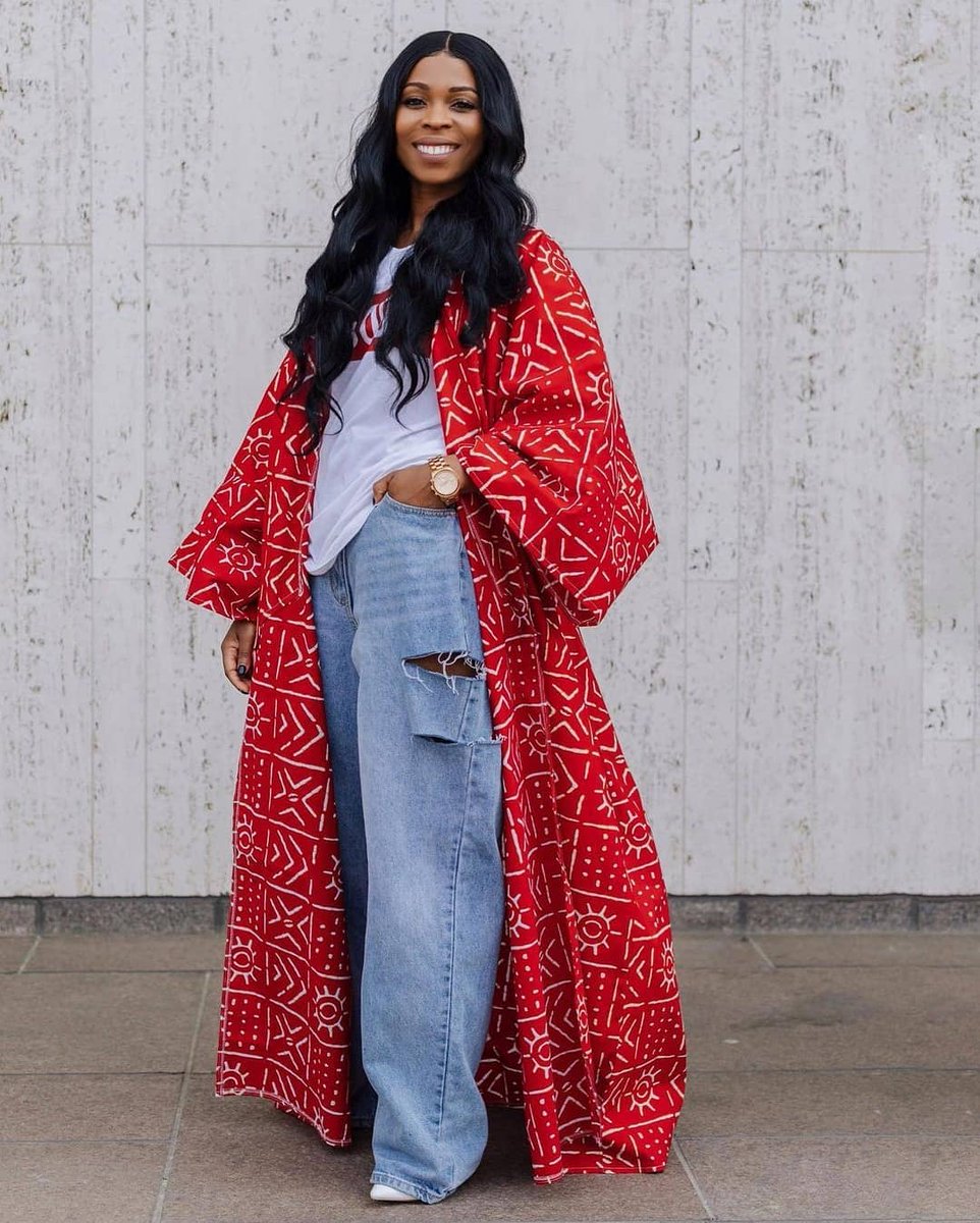 itsthestylehive's tweet photo. The jeans or the Kimono jacket? #TSHStyleFeature - @midget_giraffe Did you know you can Advertise with #TheStyleHive starting from N7052?($15.74) for Style Features and $27.83 (N12,600) for Business promos. Showcase…
📸 https://t.co/iITS7Dhjyy via https://t.co/3Je7EHPkAH https://t.co/HcOT0jqf9X