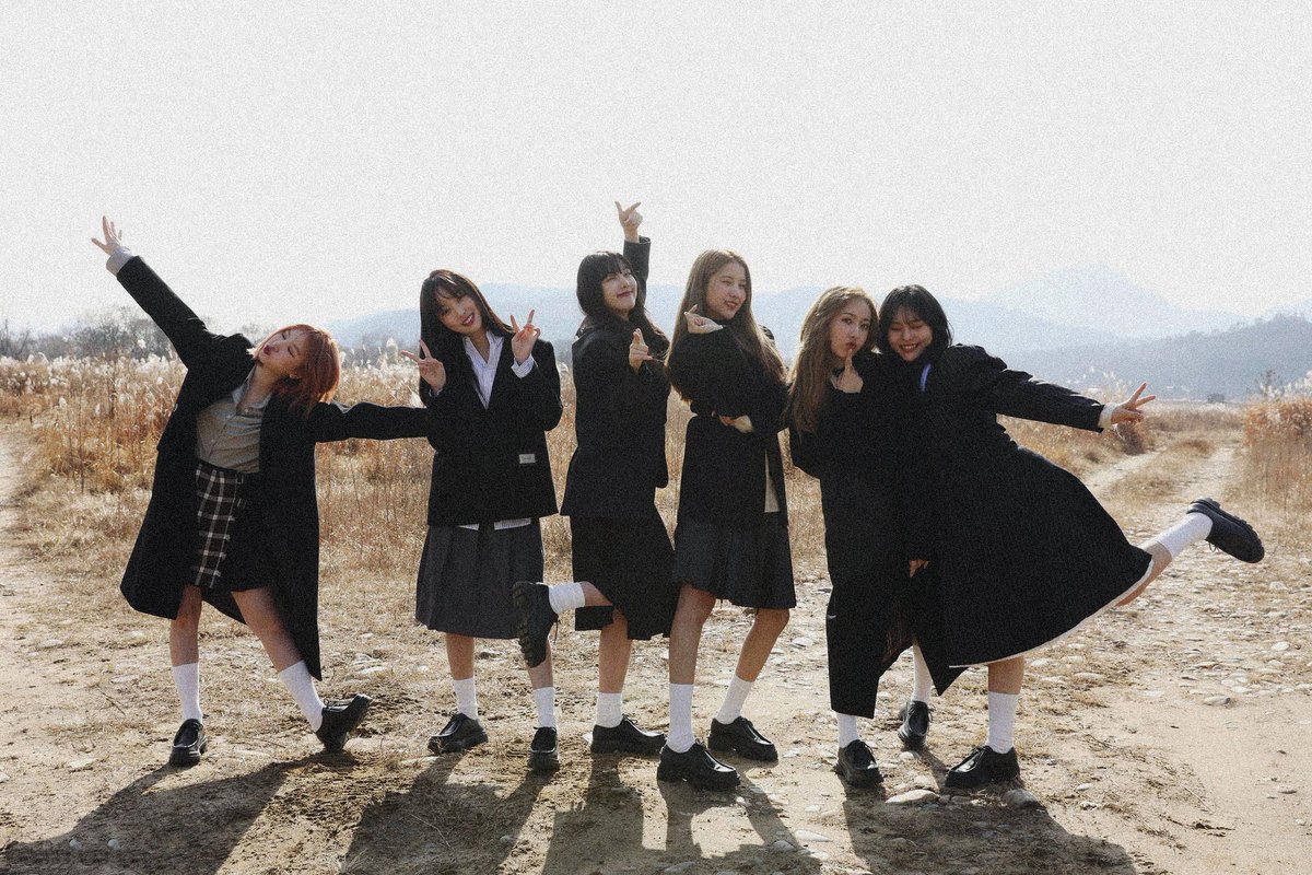 duldulmm's tweet photo. "We will meet again, I'll be waiting for you, always"

FOREVER 💙 @GFRDofficial https://t.co/WEqkpi6m9h