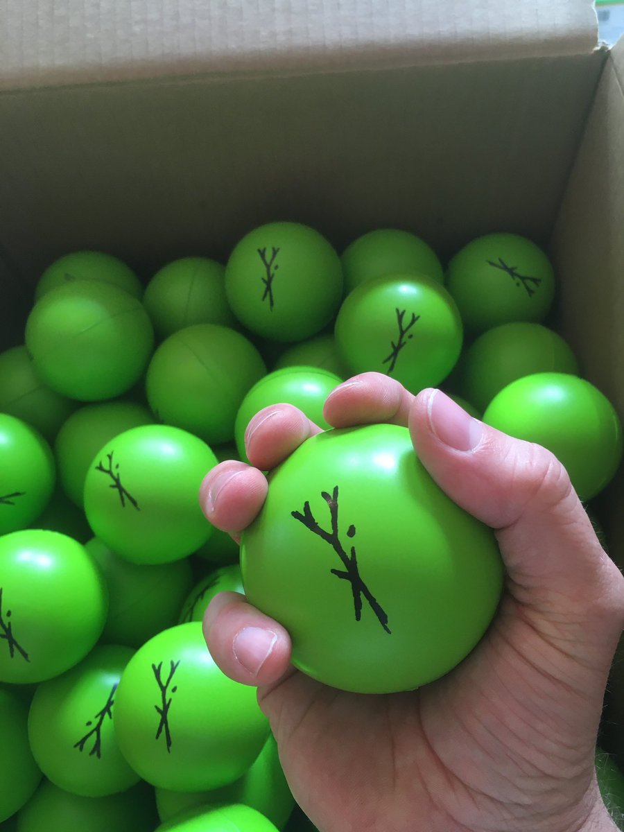 courtesydrop's tweet image. 🖤💚