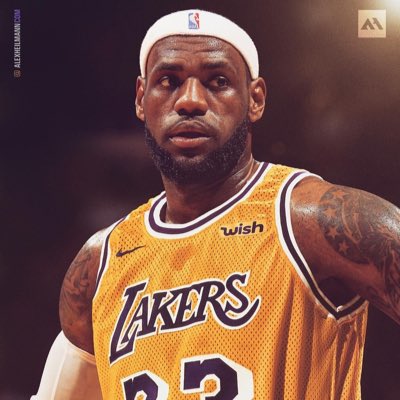 HeadbandRoyce's tweet photo. It’s time ladies and gentleman. Lebron is winning tonight. #NewProfilePic #lakeshow #LebronStan #LebronSexual https://t.co/zJr540D6Es