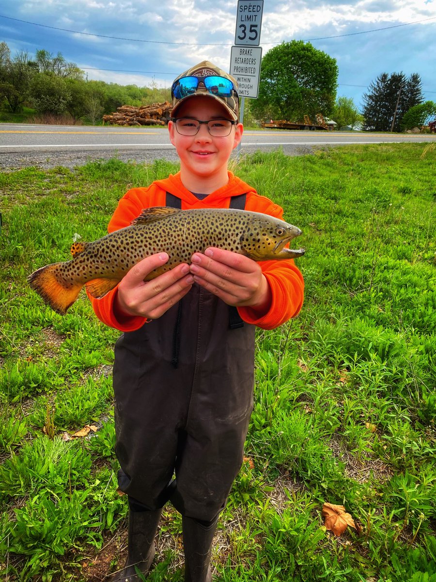 pafishandboat's tweet photo. Find PFBC 🎣🛶reports here: #SWregionreport-https://t.co/WoGynDLpEO; #SCregionreport-https://t.co/bTT1db983X; #SEregionreport-https://t.co/BuGWCWtCax; #NWregionreport-https://t.co/dN7IBWz8pv; #NCregionreport-https://t.co/LBhQ81O4Ja; &amp; #NEregionreport- https://t.co/hCmsRhn2Pw. https://t.co/h1XCHShVpW