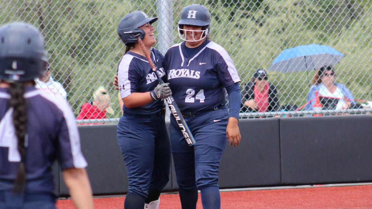 HIURoyals's tweet photo. #HIUSB: Royals Fight to the Very End in Thriller with SOU
- https://t.co/okM7C5SlGk https://t.co/fE35SRBL2p