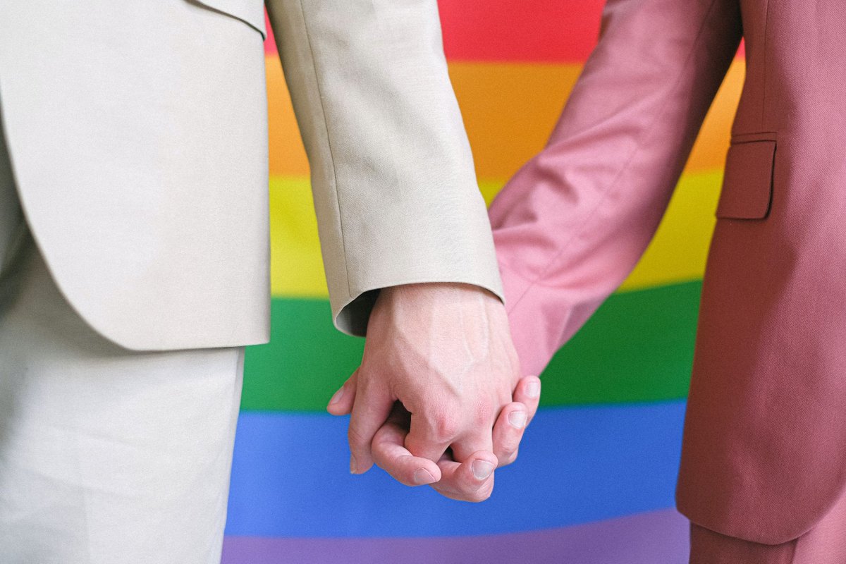 ClickDate_com's tweet photo. 👨‍❤️‍💋‍👨Finding a serious gay relationship can be difficult. With so many different gay chat sites and websites to choose from, you might feel confused and lost. But which gay chat sites should you use?
👉 https://t.co/ztkZ7L9ZqK
#ClickDate #GayChat #GayDating #OnlineDating https://t.co/9WuDRPzBTM